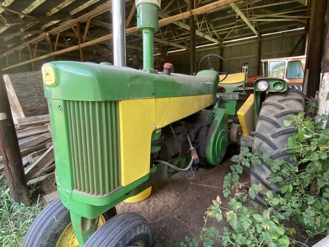 Image of John Deere 730 equipment image 1