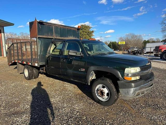 Image of Chevrolet 3500 equipment image 1