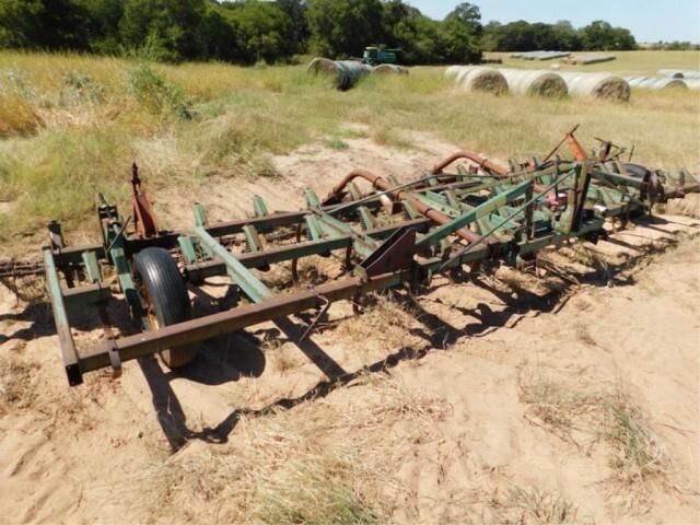 Main image John Deere 1100