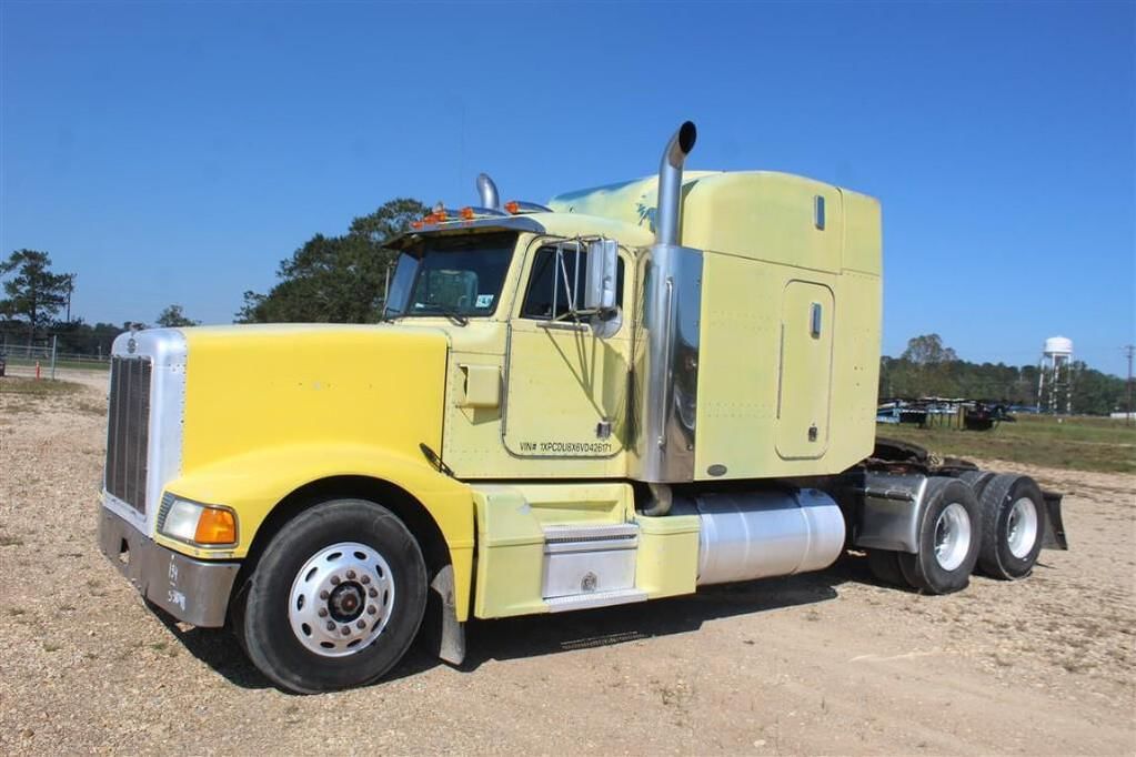 Main image Peterbilt 377