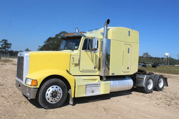Main image Peterbilt 377