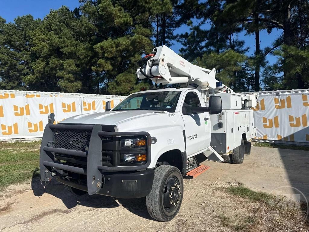 2019 Chevrolet 6500 Equipment Image0