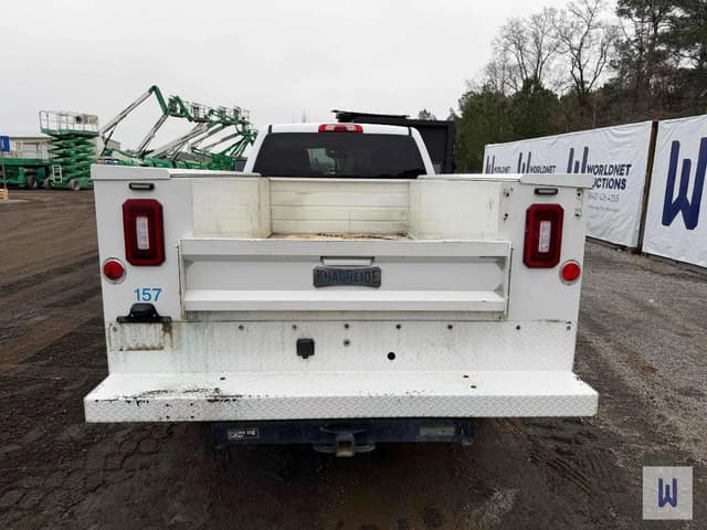 Image of Chevrolet 2500HD equipment image 4