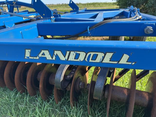 Image of Landoll 7431 equipment image 2