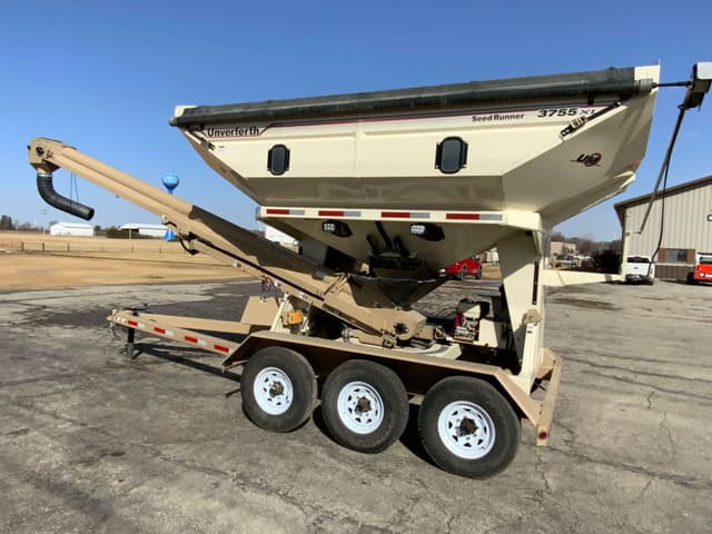 Image of Unverferth Seed Runner 3755 equipment image 1