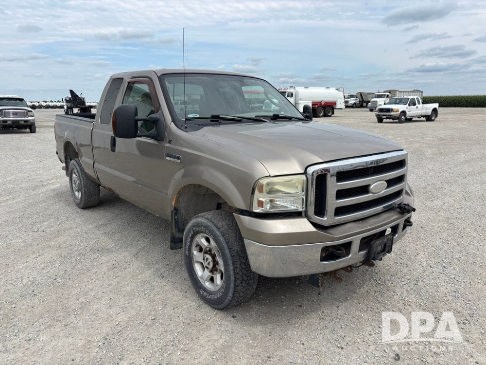 2006 Ford F-250 Equipment Image0