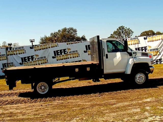 Image of Chevrolet C4 equipment image 3