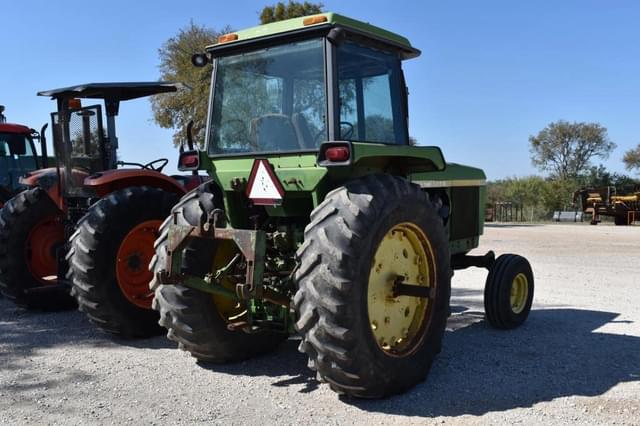 Image of John Deere 4430 equipment image 2