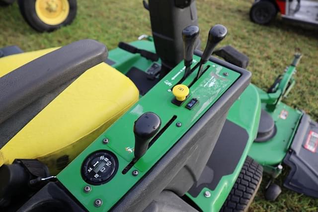 Image of John Deere 1550 equipment image 2