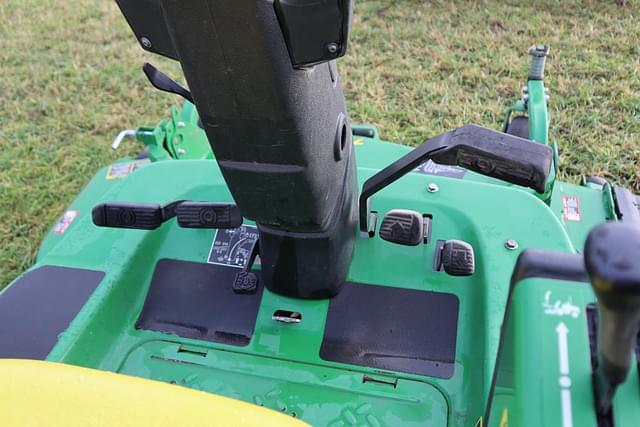 Image of John Deere 1550 equipment image 4