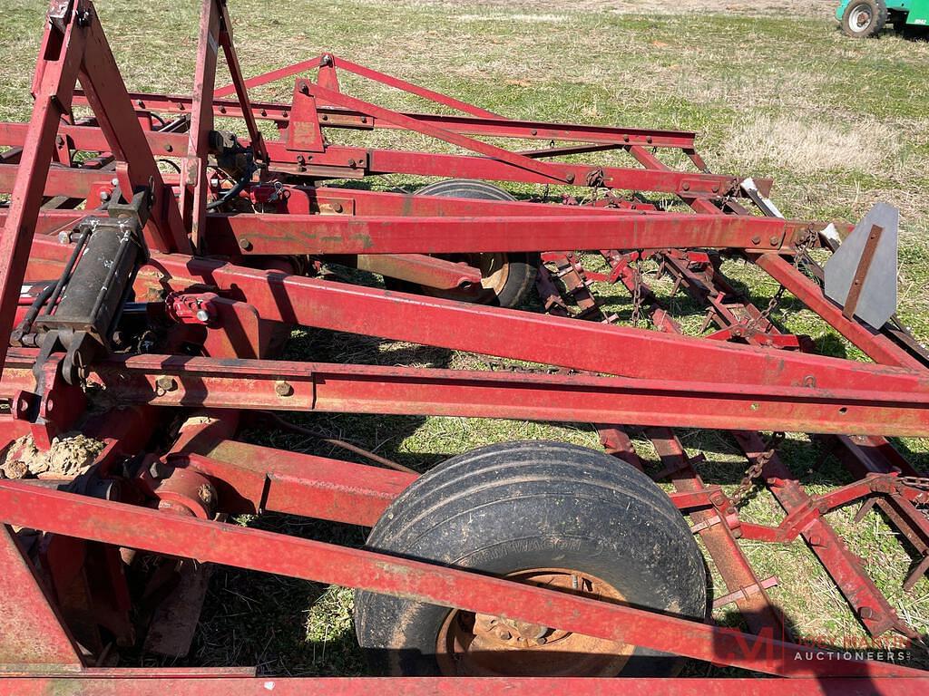 Tractor Zoom - Case IH 568