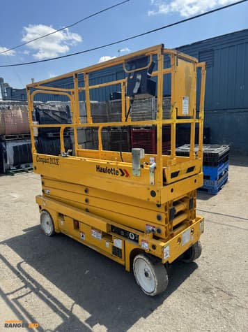 Main image Haulotte Compact 2632E