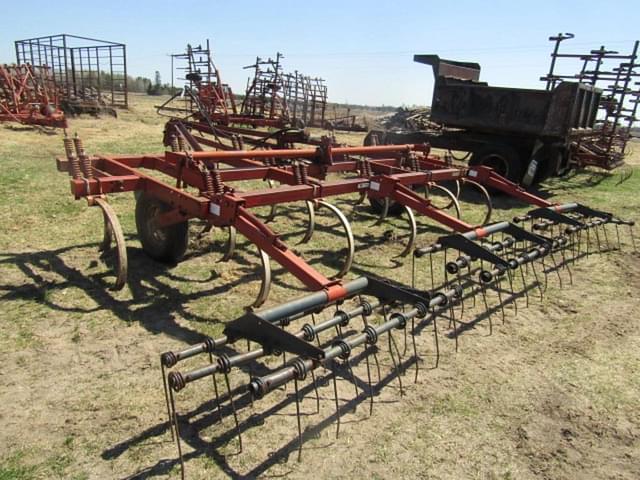 Image of International Harvester 55 equipment image 3