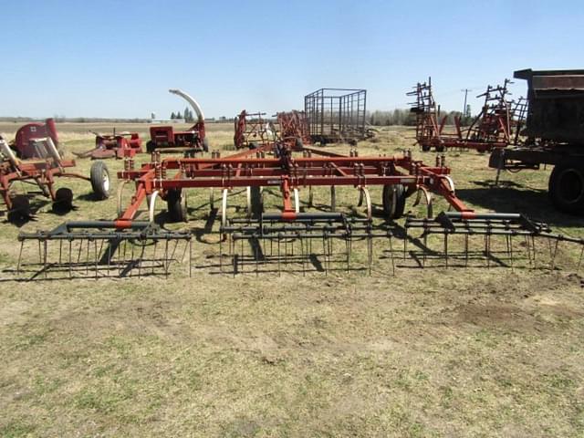 Image of International Harvester 55 equipment image 4