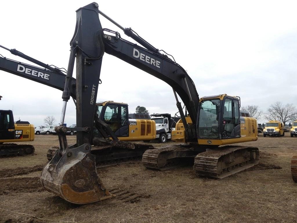 2019 John Deere 210G Equipment Image0