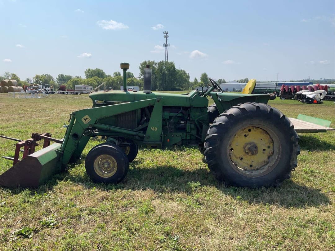 Image of John Deere 4020 Primary image
