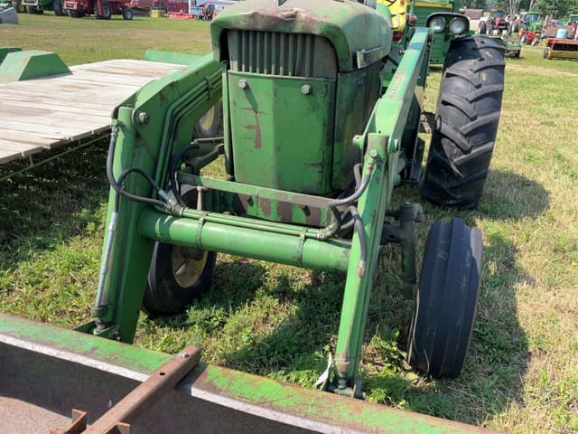 Image of John Deere 4020 equipment image 4
