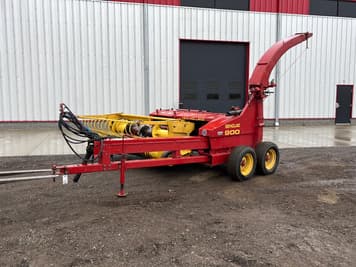 Main image New Holland 900