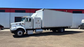Main image Peterbilt 330