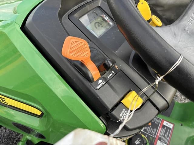 Image of John Deere X350 equipment image 4