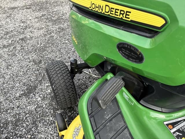 Image of John Deere X350 equipment image 3