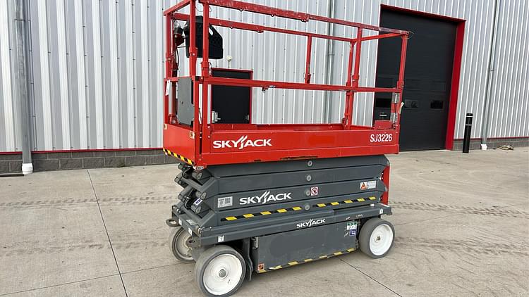 2022 Sky Jack SJ3226 Equipment Image0