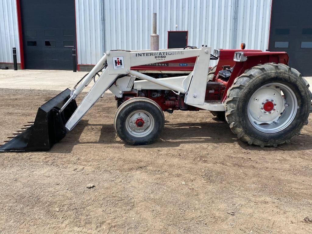 Main image International Harvester 574