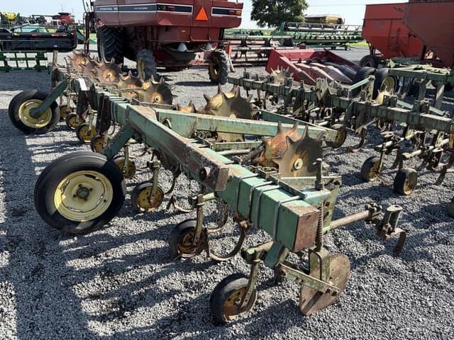Image of John Deere RM equipment image 1