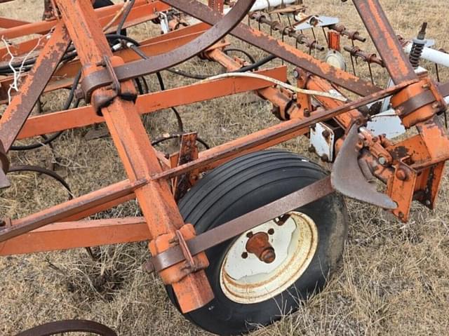 Image of Allis Chalmers 1200 equipment image 4