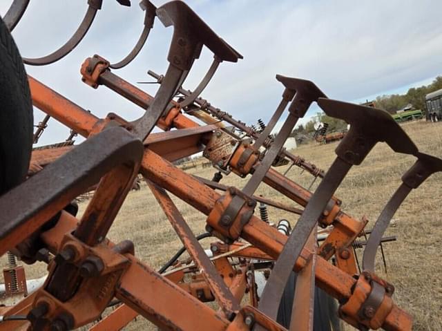 Image of Allis Chalmers 1200 equipment image 2