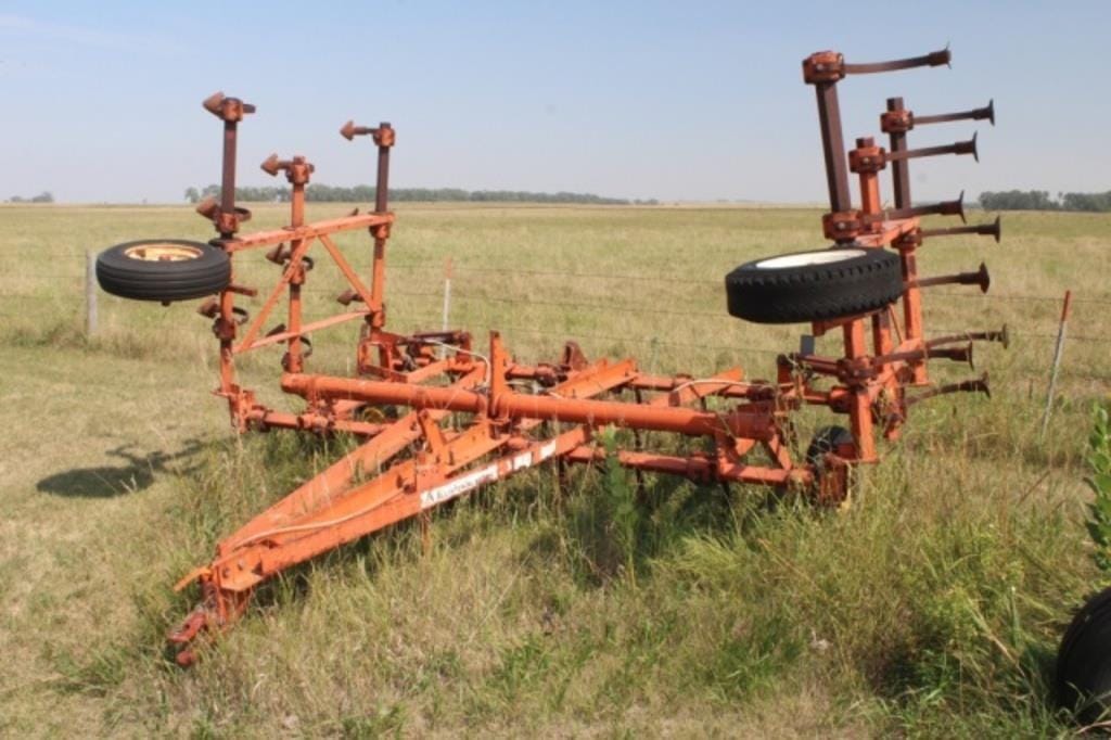 Main image Allis Chalmers 1200