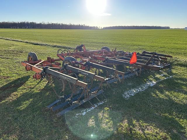 Image of Allis Chalmers 1200 equipment image 4