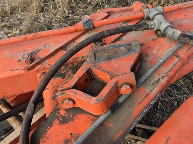 Image of Allis Chalmers 2000 equipment image 4