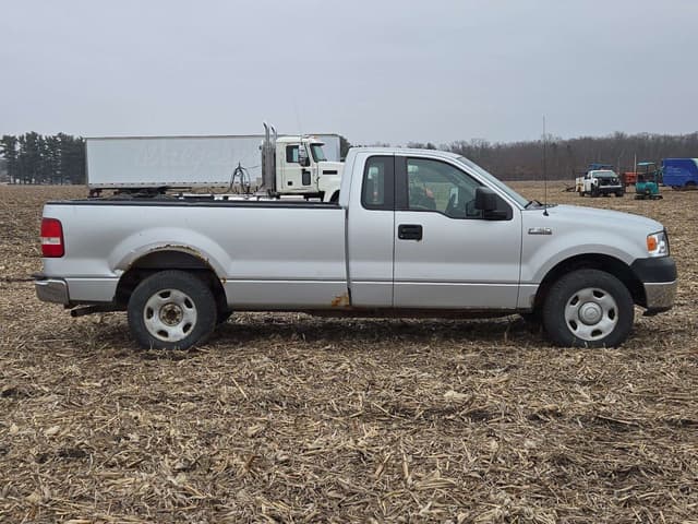 Image of Ford F-150 equipment image 3