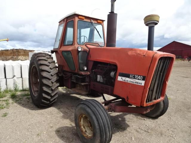 Image of Allis Chalmers 7040 equipment image 4