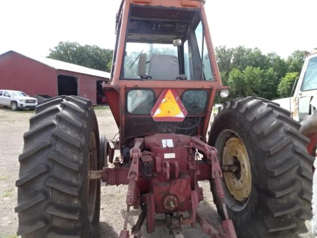 Image of Allis Chalmers 7040 equipment image 2