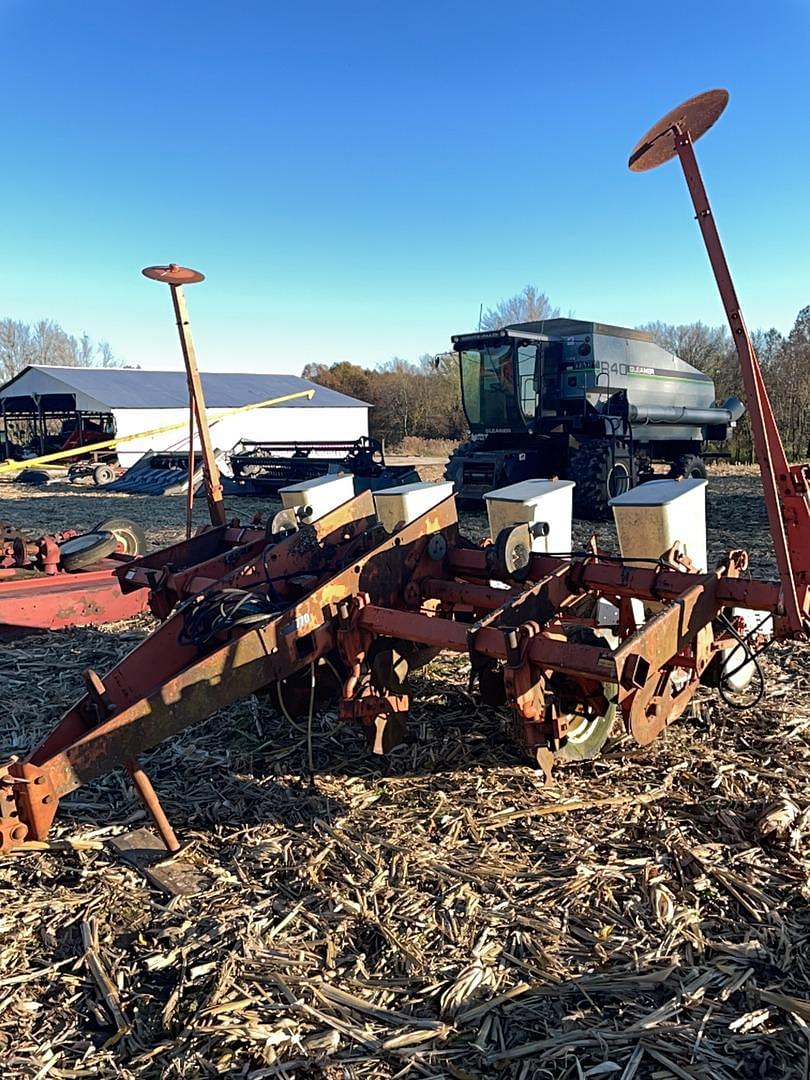 Image of Allis Chalmers 770 Primary image