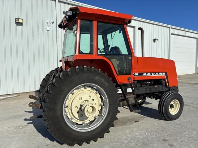 Image of Allis Chalmers 8010 equipment image 2