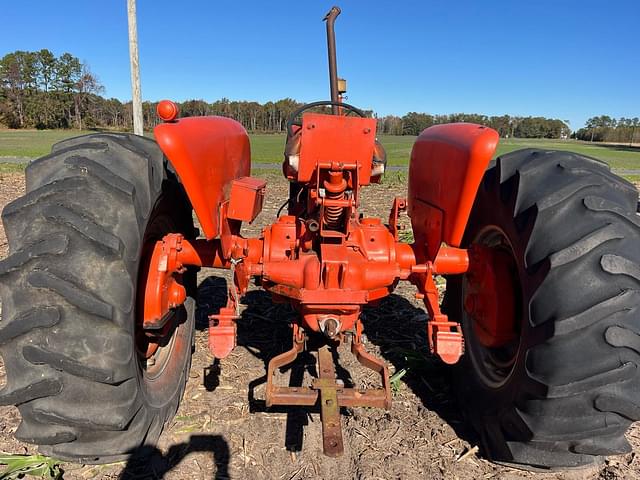 Image of Allis Chalmers D17 equipment image 4