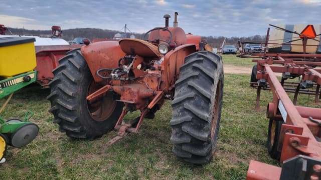 Image of Allis Chalmers D17 equipment image 4