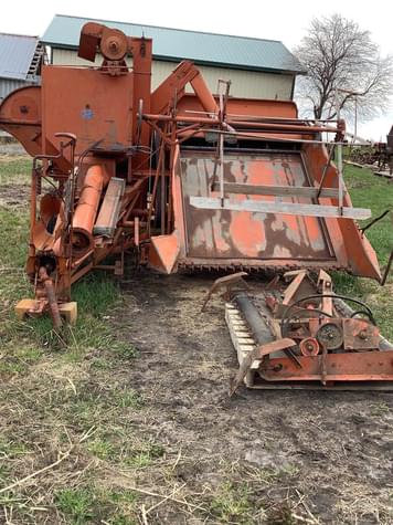 Main image Allis Chalmers 66