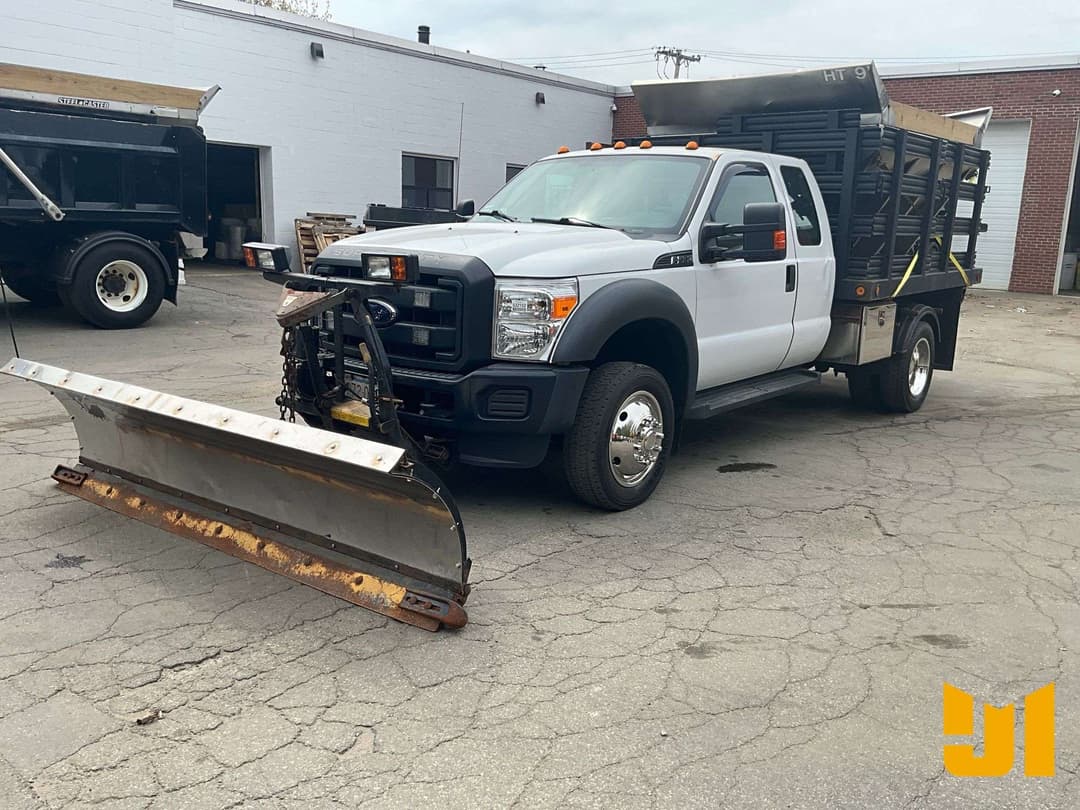 Image of Ford F-550 Primary image