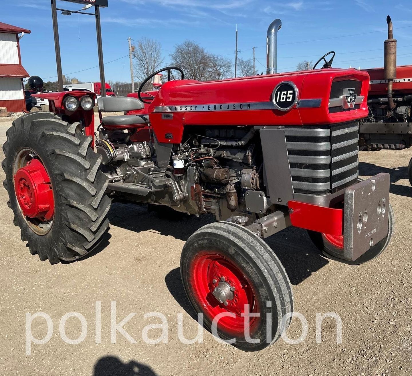 Massey Ferguson 165 Equipment Image0