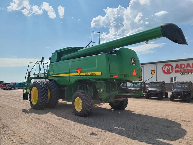 Image of John Deere 9770 STS equipment image 3