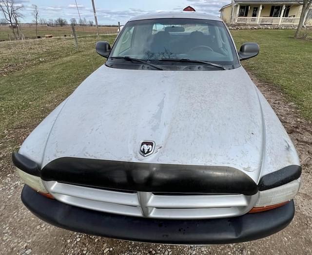 Image of Dodge Dakota equipment image 2