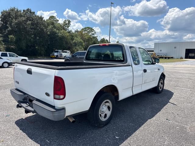 Image of Ford F-150 equipment image 4