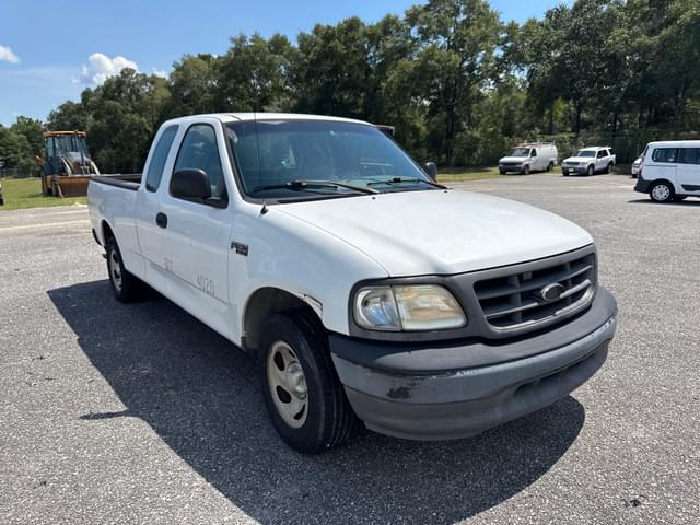 Image of Ford F-150 equipment image 2
