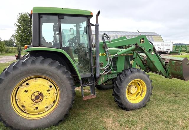 Image of John Deere 6300 equipment image 2