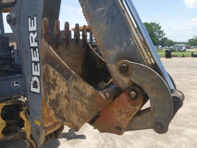 Image of John Deere 310K equipment image 4