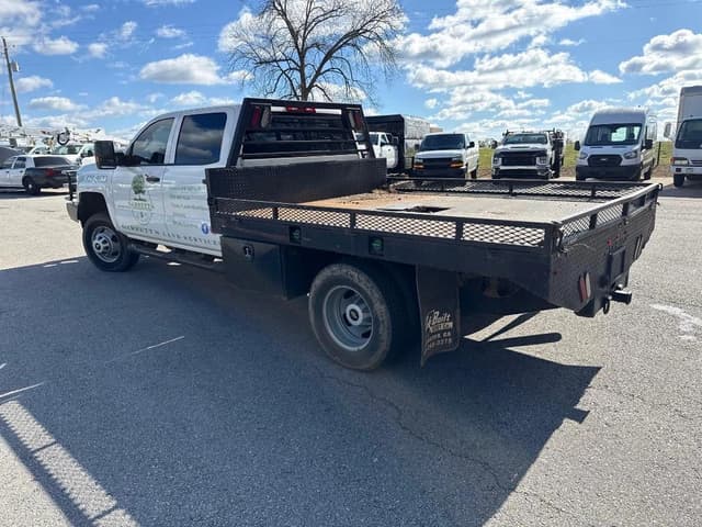 Image of Chevrolet 3500HD equipment image 1